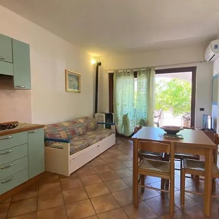 Casa Paese Via Monti San Teodoro (Sardinia)